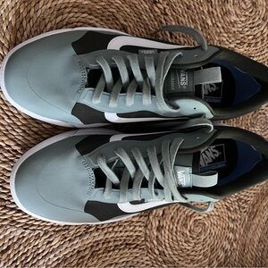 Vans Ultra Range. Worn twice.